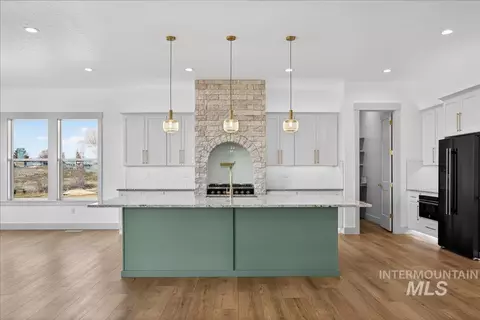 Kitchen - 23739 Legends Ln, Caldwell, ID 83607 photo 5 of 7