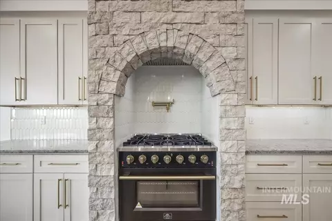 Kitchen - 23739 Legends Ln, Caldwell, ID 83607 photo 4 of 7