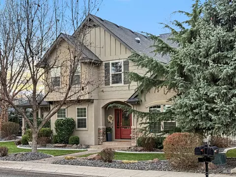 Exterior - 2425 S Chipper Way, Eagle, ID 83616 photo 2 of 8