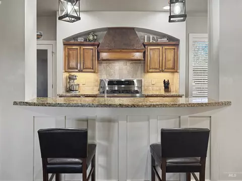 Kitchen - 2425 S Chipper Way, Eagle, ID 83616 photo 5 of 6