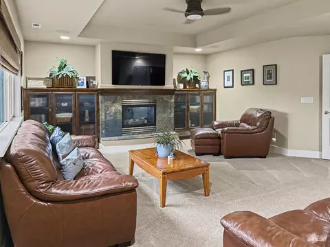 Living - 2425 S Chipper Way, Eagle, ID 83616 photo 2 of 3
