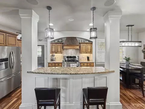 Kitchen - 2425 S Chipper Way, Eagle, ID 83616 photo 3 of 6