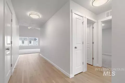 Entry Way - 1355 Crescent St, Weiser, ID 83672 photo 2 of 2