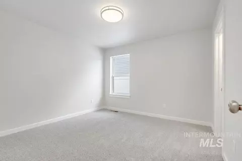 Bedroom - 1355 Crescent St, Weiser, ID 83672 photo 4 of 6