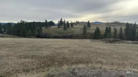 121 Sunset Dr, Kooskia, ID 83539