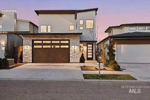 Exterior - 764 E Ashbourne Ln, Eagle, ID 83616 photo 1 of 3