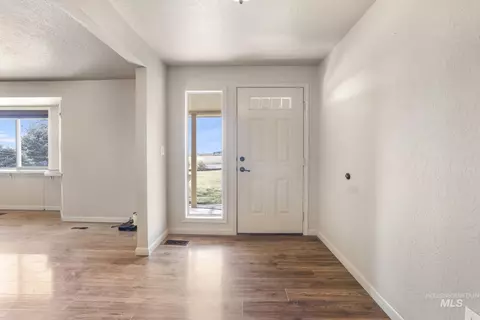 Entry Way - 298 S 300 E, Jerome, ID 83338 photo 1 of 1