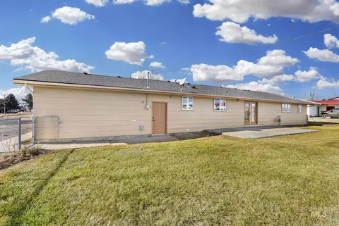 Exterior - 298 S 300 E, Jerome, ID 83338 photo 4 of 4