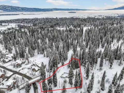 53 Pinnacle Ct, Donnelly, ID 83615