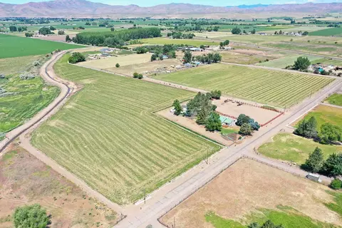 View/Area - 733 Pringle Rd, Weiser, ID 83672 photo 1 of 3