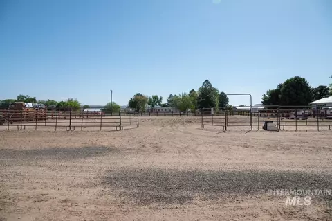 Exterior - 733 Pringle Rd, Weiser, ID 83672 photo 13 of 21