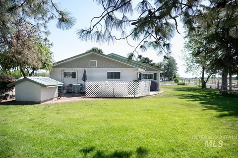 Exterior - 733 Pringle Rd, Weiser, ID 83672 photo 4 of 21