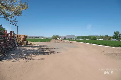Exterior - 733 Pringle Rd, Weiser, ID 83672 photo 15 of 21