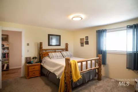 Bedroom - 733 Pringle Rd, Weiser, ID 83672 photo 3 of 4