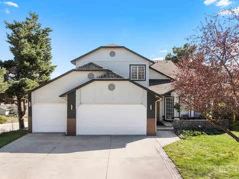 398 N Pebble Beach Way, Eagle, ID 83616