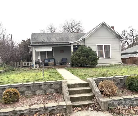 318 6th Ave, Lewiston, ID 83501