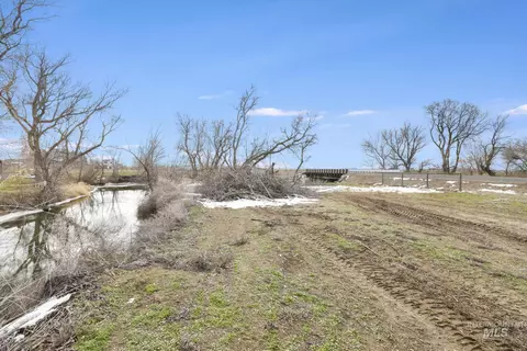 tbd 2100 E, Gooding, ID 83330
