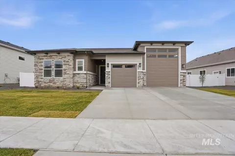 883 N Falling Water Way, Eagle, ID 83616