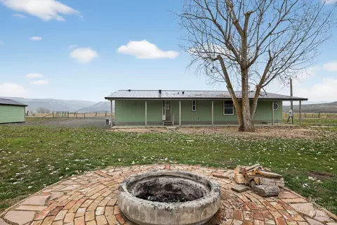 Exterior - 2284 Weiser River Rd, Weiser, ID 83672 photo 2 of 8