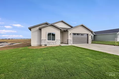 Exterior - 902 23rd Ave E, Jerome, ID 83338 photo 2 of 3