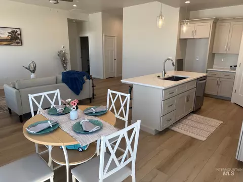 Dining - 902 23rd Ave E, Jerome, ID 83338 photo 2 of 2