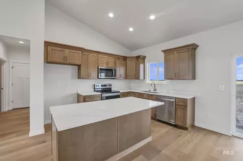 Kitchen - 910 23rd Ave E, Jerome, ID 83338 photo 1 of 4