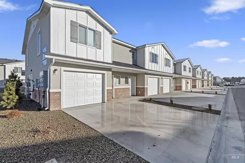 16896 N Balboa Ln, Nampa, ID 83687