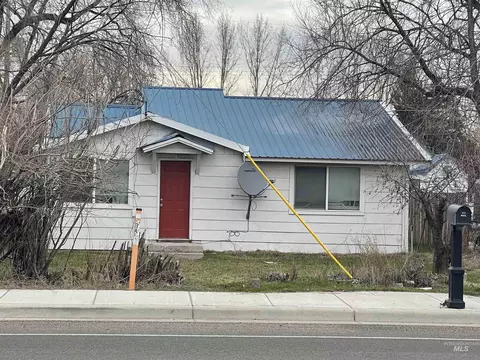 912 W Main St, Marsing, ID 83639