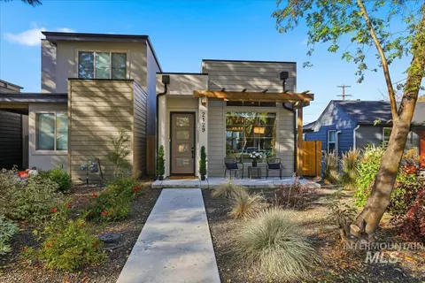 2129 N 34th St, Boise, ID 83703