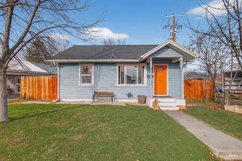 912 Elm St, Clarkston, WA 99403