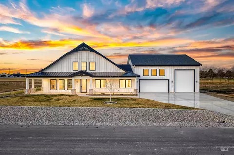 15380 Juniperwood Dr, Caldwell, ID 83607