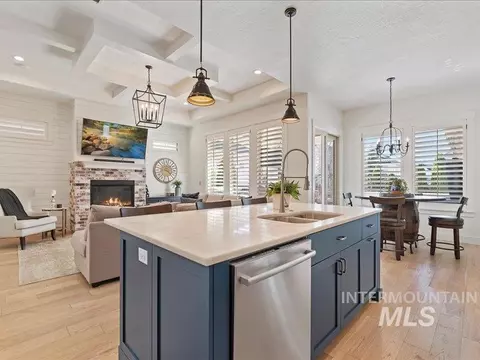 Kitchen - 1367 N Willowick Ave, Eagle, ID 83616 photo 2 of 3