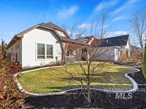Exterior - 1367 N Willowick Ave, Eagle, ID 83616 photo 5 of 6