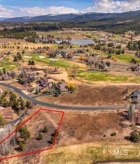 241 W Jug Rd, Mccall, ID 83638