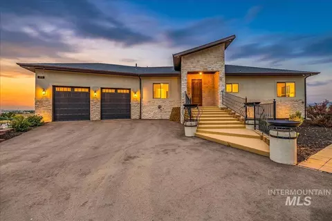 5990 W View Dr, Meridian, ID 83642