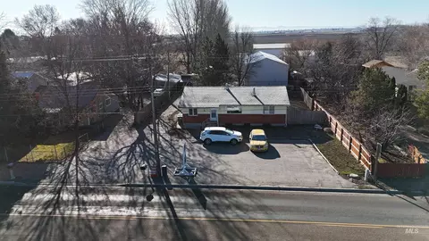 21567 Main St, Greenleaf, ID 83626