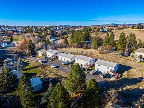 904 Vandal Dr A-h, Moscow, ID 83843