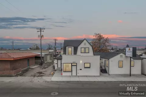 911 2nd St S, Nampa, ID 83651