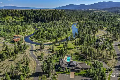 48 Fawnlilly Dr, Mccall, ID 83638