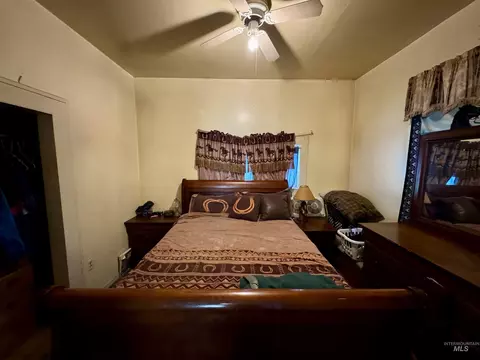 Bedroom - 412 Walnut St, Nezperce, ID 83543 photo 1 of 2