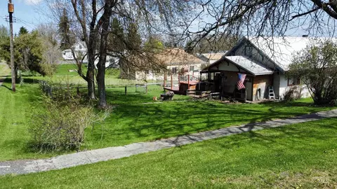 Exterior - 412 Walnut St, Nezperce, ID 83543 photo 6 of 6