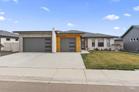 4320 S Selatir Way, Meridian, ID 83642