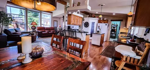 Dining - 831 Crest Dr, Kamiah, ID 83536 photo 3 of 5