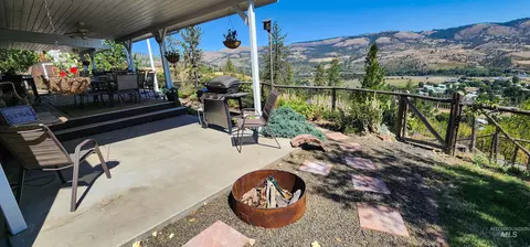Exterior - 831 Crest Dr, Kamiah, ID 83536 photo 7 of 13