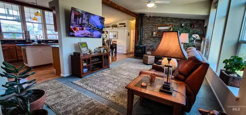 Living - 831 Crest Dr, Kamiah, ID 83536 photo 1 of 5