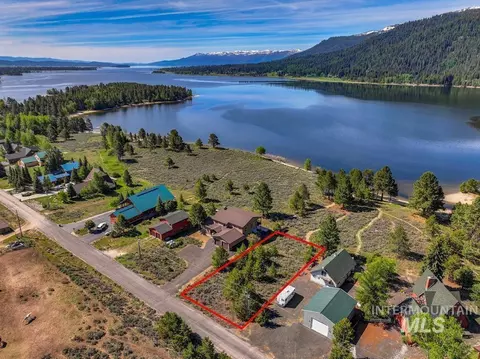 181 Margot Dr, Donnelly, ID 83615