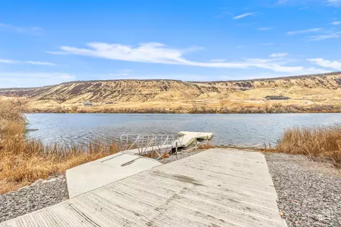 View/Area - 10514 Airpark Loop, Melba, ID 83641 photo 4 of 8