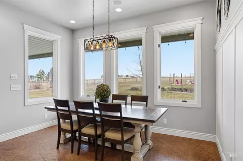 Dining - 978 S 1200 E, Eden, ID 83325 photo 2 of 3
