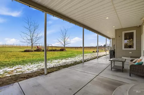 Exterior - 978 S 1200 E, Eden, ID 83325 photo 5 of 8
