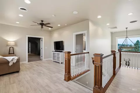 Entry Way - 978 S 1200 E, Eden, ID 83325 photo 4 of 7